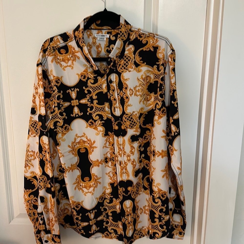 Fashion nova men baroque button up shirt size large
